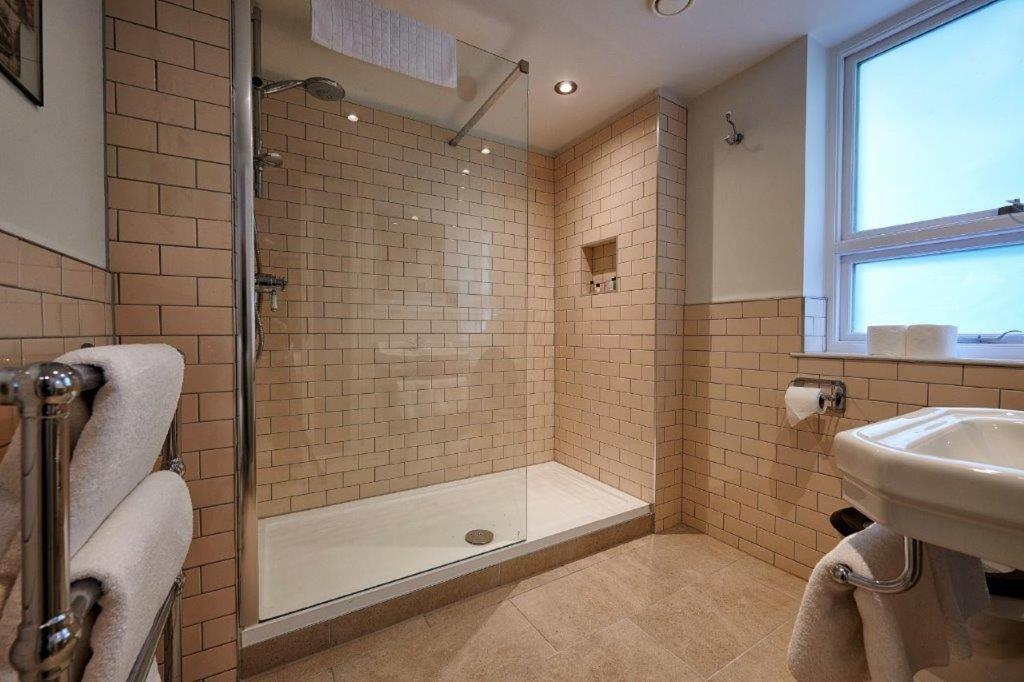 Hotel The Boathouse Bath Esterno foto