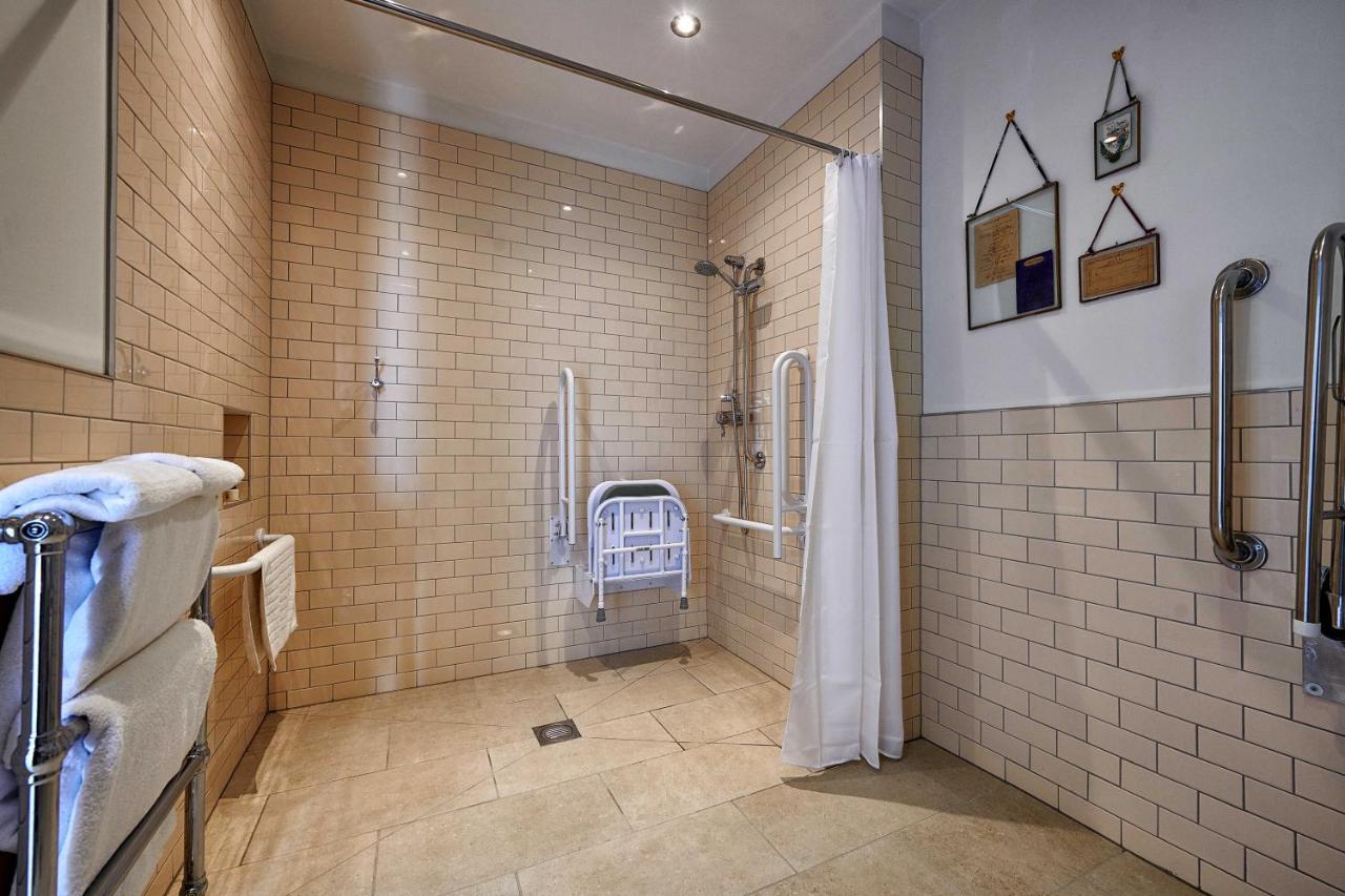 Hotel The Boathouse Bath Esterno foto